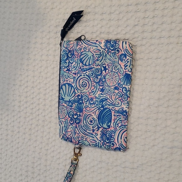 Simply Southern Nylon Wristlet Sea Shells Print Pink & Blue (#19) - Picture 1 of 5